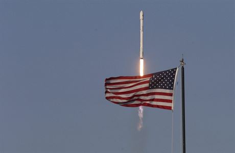 Start rakety Falcon 9 30. bezna