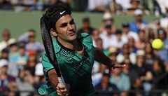 Roger Federer v souboji s Tomáem Berdychem.