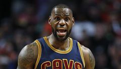 NBA: James pedstihl ONeala, ale Cleveland v NBA opt prohrl