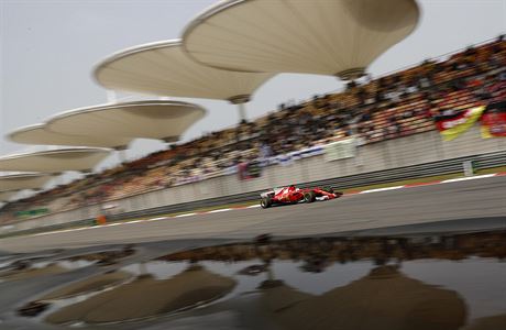 Pilot Ferrari Sebastian Vettel.