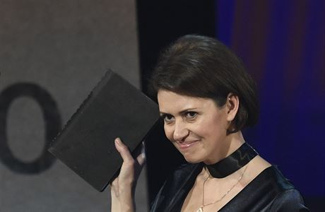 Bianca Bellová získala 4. dubna v Praze cenu Kniha roku v souti Magnesia...