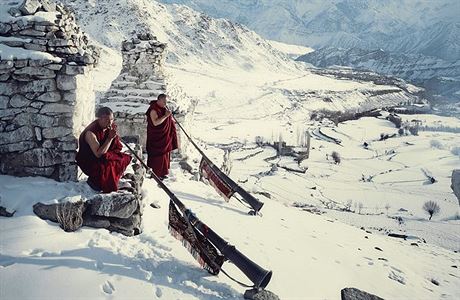A na pt msc se v zim uzave horsk Mal Tibet okolnmu svtu.
