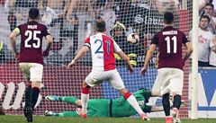 Slavia vs. Sparta, Milan koda promuje penaltu.