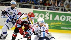 Semifinále play off hokejové extraligy - 6. zápas: HC Kometa Brno - Mountfield...
