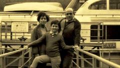 P�íb�h t�etí lidské pochodn� je snímkem re�iséra Martina �ezní�ka