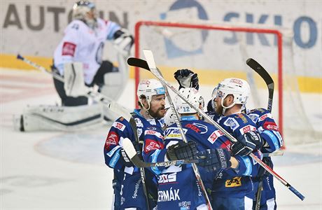 Hokejisté Komety Brno vdí, e nyní u si titul mohou prohrát jen sami.