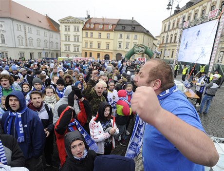 tvrtý zápas finále hokejové extraligy proti Liberci sledovali fanouci Komety...