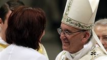 Papež František pokřtil ve Vatikánu vůbec první Češku a dalších 10 lidí