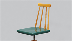 Originál otoné stoliky ze 60. let v nové barevné úprav firmy Novoretro.
