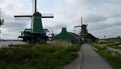 Zaanse Schans - skanzen vtrných mlýn - Holandsko