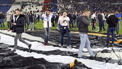 Fanouci na hiti Lyonu ped zápasem Evropské ligy mezi domácím a Besiktas...