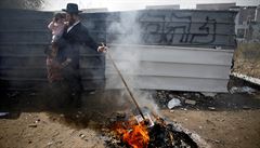 Finální pípravy na Pesach: pálení kvasnic