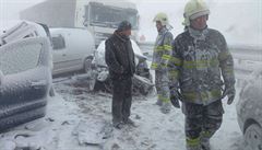 Nehoda na dálnici u Popradu.