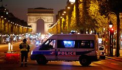 Jeden policista byl zabit a druhý zrann pi tvrtení stelb ve francouzském...