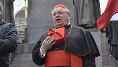 Kardinál Dominik Duka na Václavském námstí