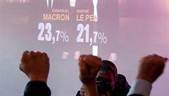 Nadení ve tábu Marine Le Penové.