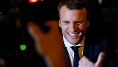 MACHÁČEK: Macron směřuje na trůn