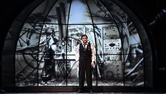 Krakatit, Wanted Dagmar Peckové a Oněgin v Operním panoramatu Heleny Havlíkové