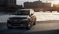 Volvo následuje Teslu. Dává sbohem tradičním vozům, soustředí se na elektroauta a hybridy
