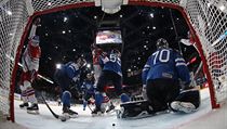 MS v hokeji 2017, Finsko vs. ČR: česká radost po jednom z gólů ve finské brance.