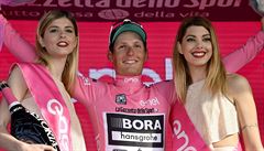 Rakuan Lukas Poestelberger slaví triumf v 1. etap Giro dItalia 2017.