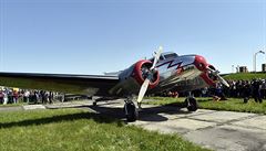 Do Otrokovic na Zlínsku piletl 1. kvtna historický letoun Lockheed Electra...