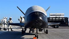 Experimentální bezpilotní vesmírný letoun americké armády X-37B
