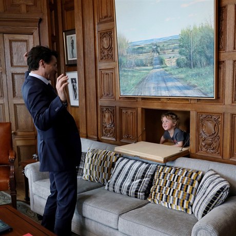Pedseda kanadské vlády Justin Trudeau se svým synem.