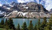 Bow Lake, Alberta. chvatn kanadsk proda. Hory, lesy, jezera, spousta...
