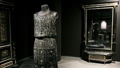 První patro Tan�ícího domu pat�í um�ní a zahrnuje témata jako jsou výtvarné...