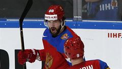MS v hokeji 2017, esko vs. Rusko: Kuerov a Antipin slaví.