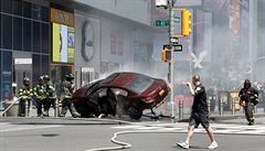 Auto najelo do chodc na Times Square. Jeden lovk zemel, 22 zrannch