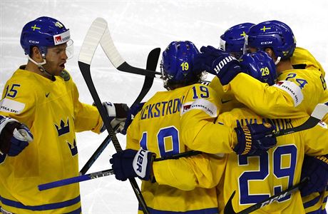 MS v hokeji 2017, semifinle vdsko vs. Finsko: radost hokejist Tre Kronor.