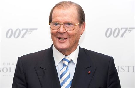 Zemřel britský herec Roger Moore, historicky třetí James Bond | Lidé |  Lidovky.cz