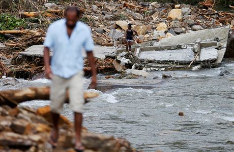 Záplavy na Srí Lance, podle agentury AFP nejhorí od roku 2003.