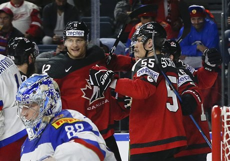 MS v hokeji 2017, semifinále Kanada vs. Rusko: radost obhájců titulu.