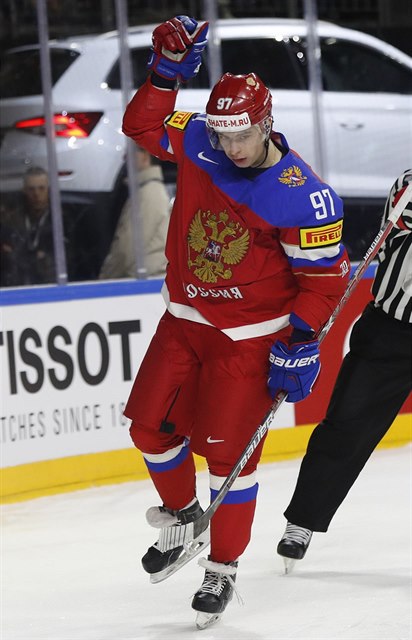 MS v hokeji 2017, zápas o bronz Rusko vs. Finsko: Nikita Gusev slaví.