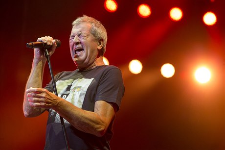 Deep Purple, Praha, O2 Arena, 22. kvtna 2017 (Ian Gillan)