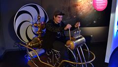 M��ete tu za�ít pravý kosmonautický výcvik, potkáte prvního humanoidního robota...