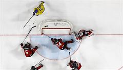 MS v hokeji 2017, finále Kanada vs. védsko: nebezpeí ped Pickardem.