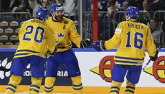 MS v hokeji 2017, finále Kanada vs. védsko: védská gólová radost - zleva Joel...
