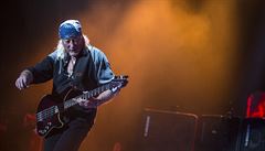 Deep Purple, Praha, O2 Arena, 22. kvtna 2017 (Roger Glover)