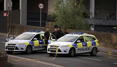 Manchestertí policisté po bombovém útoku na koncert Ariany Grande.