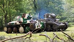 Sourozenci - LT 38 a M3A1 pedstavují tankové konstrukce z druhé poloviny 30....