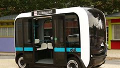 V Berlíně testují první samořídící autobus od společnosti Local Motors. Stroj...
