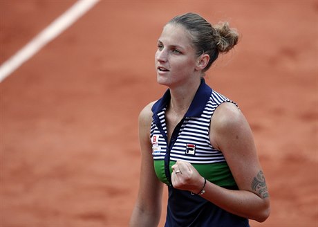 Karolína Plíšková slaví postup do čtvrtfinále French Open.