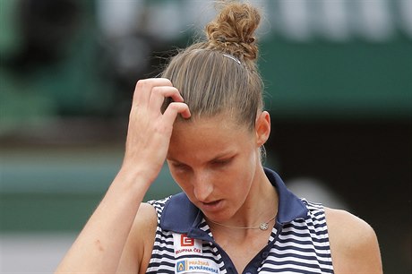 Karolína Plíková v semifinále French Open proti Simon Halepové.