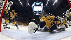 Finále NHL, Stanley Cup, Nashville vs. Pittsburgh: Pekka Rinne v akci.