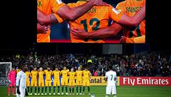 VIDEO: Arabští fotbalisté nedrželi minutu ticha za mrtvé z Londýna. Chybovali?