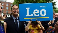Katolické Irsko bude mít prvního premiéra, který se otevřeně hlásí k homosexualitě